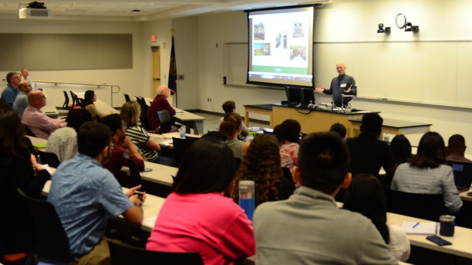 Symposium keynote group